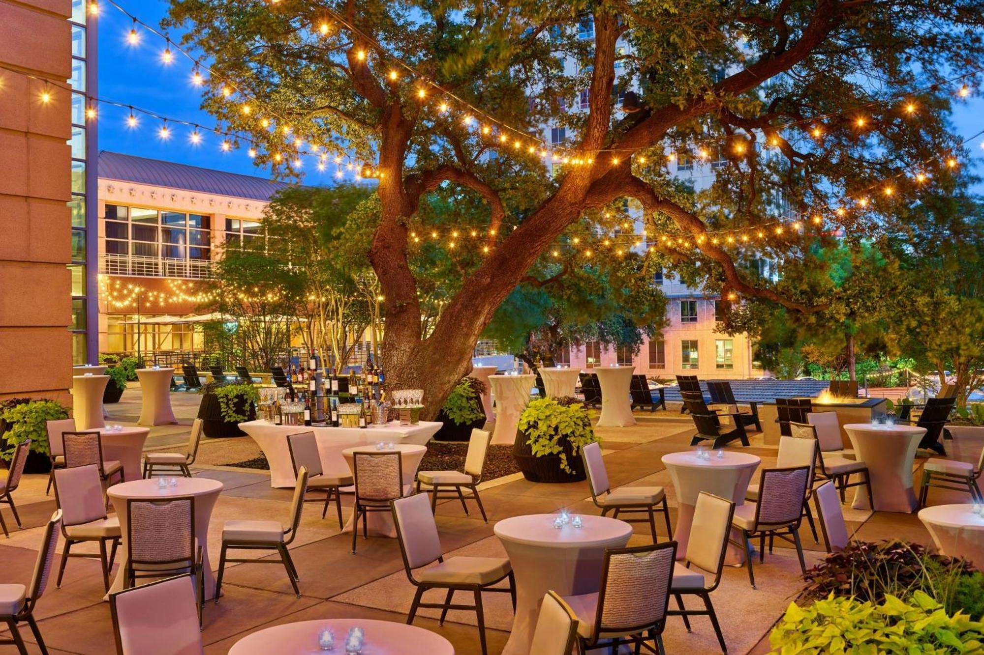 Downright Austin, A Renaissance Hotel Екстер'єр фото